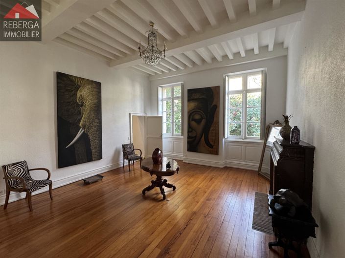 Image No.7-6 Bed House for sale