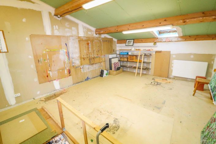 Image No.19-4 Bed House for sale