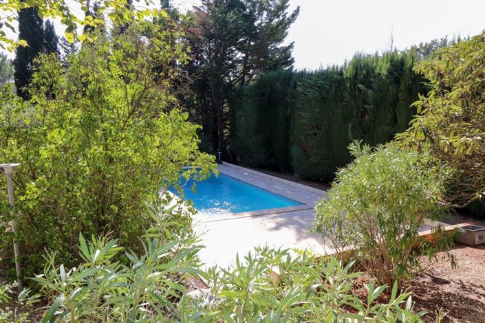 Image No.25-4 Bed House for sale