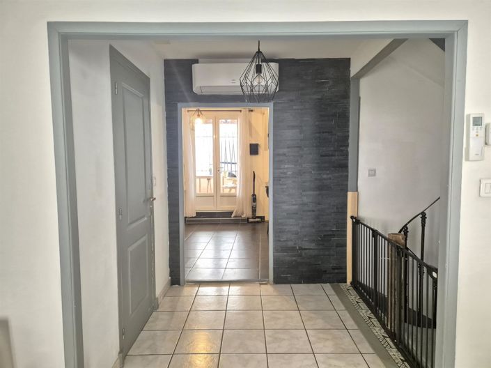 Image No.9-3 Bed House for sale