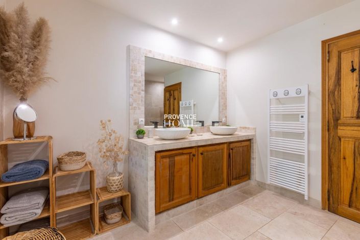 Image No.10-5 Bed House for sale