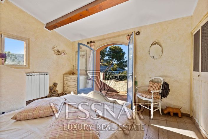 Image No.11-4 Bed House for sale