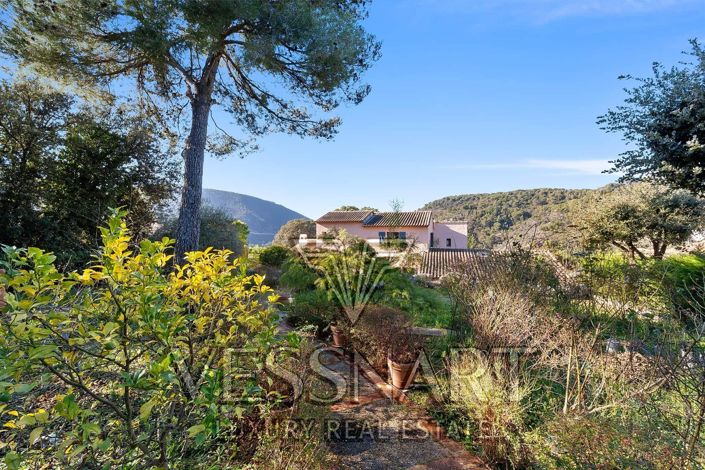 Image No.7-4 Bed House for sale