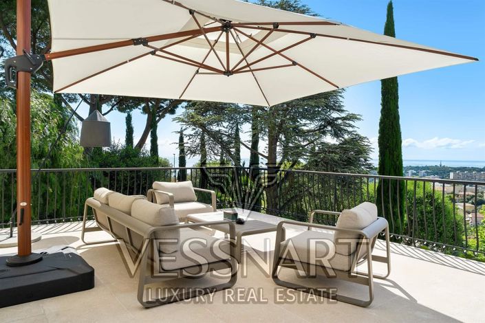 Image No.5-5 Bed House for sale