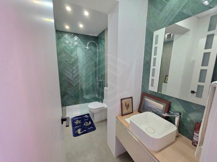 Image No.26-4 Bed Apartment for sale