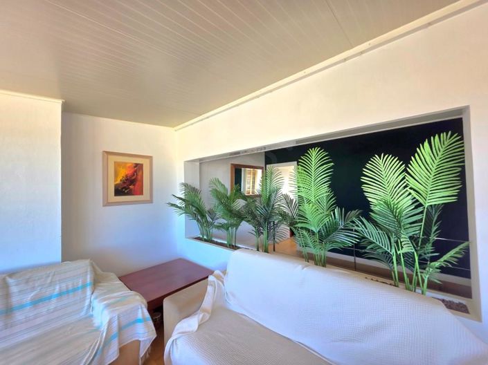 Image No.29-4 Bed Apartment for sale