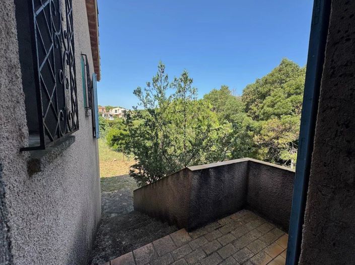 Image No.17-5 Bed House for sale