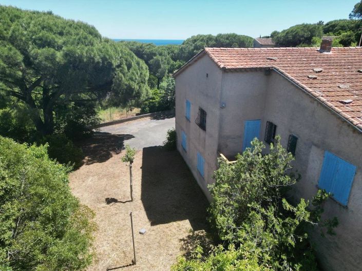 Image No.3-5 Bed House for sale