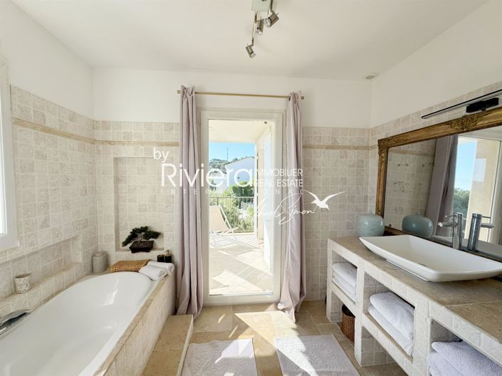 Image No.19-5 Bed House for sale