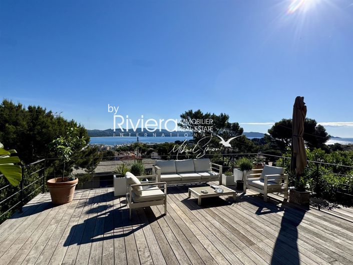 Image No.2-5 Bed House for sale