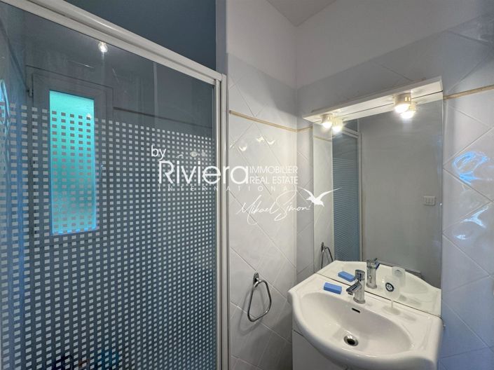 Image No.23-5 Bed House for sale