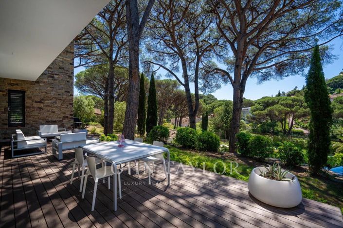 Image No.4-5 Bed House for sale