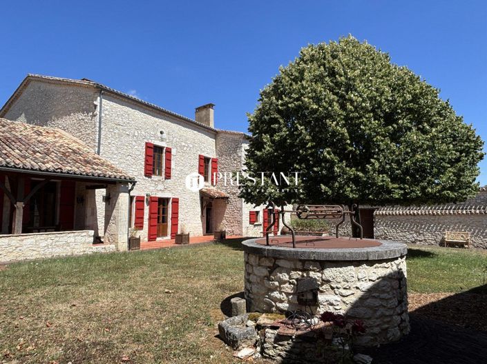 Image No.7-6 Bed Property for sale