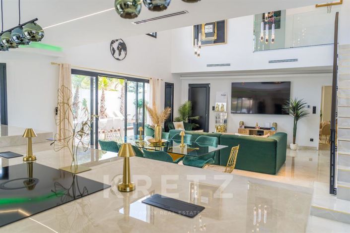 Image No.9-3 Bed Property for sale