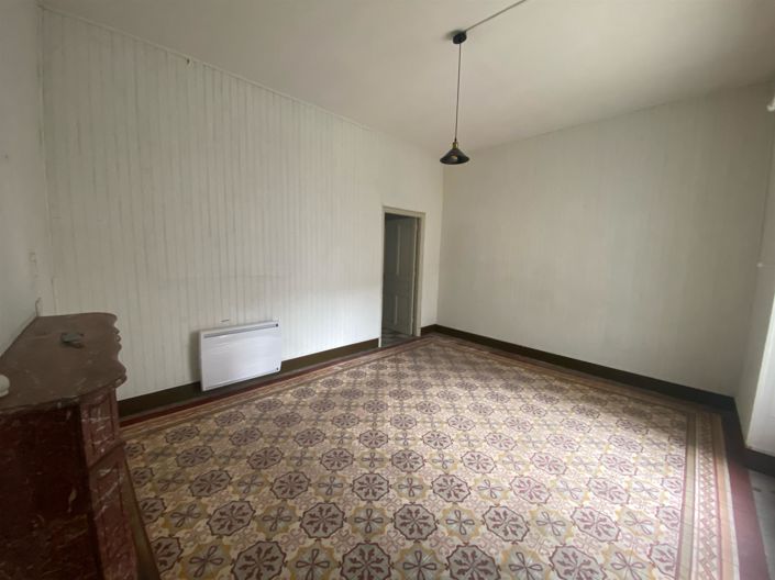 Image No.18-3 Bed House for sale