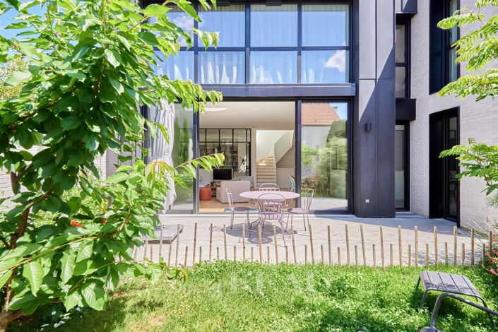 Image No.3-5 Bed House for sale