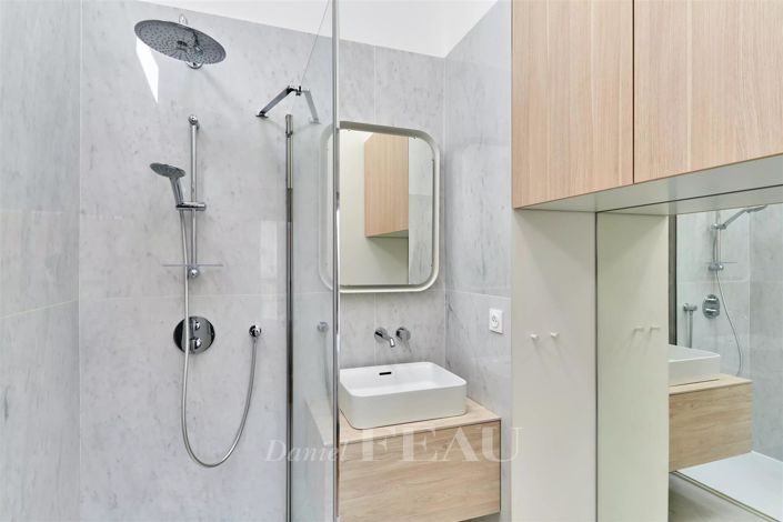 Image No.34-5 Bed House for sale