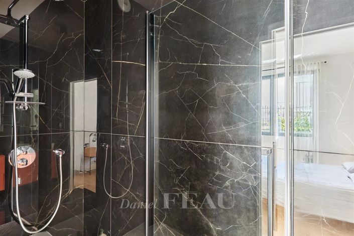 Image No.37-5 Bed House for sale