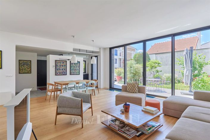 Image No.39-5 Bed House for sale