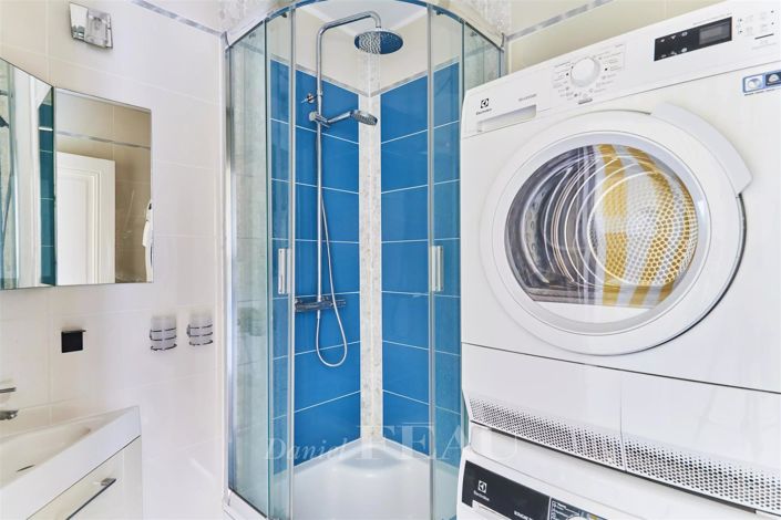 Image No.21-4 Bed Apartment for sale