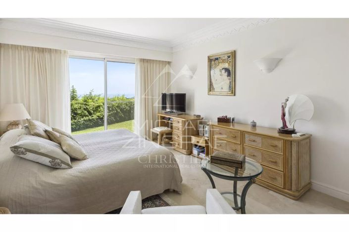 Image No.10-4 Bed House for sale