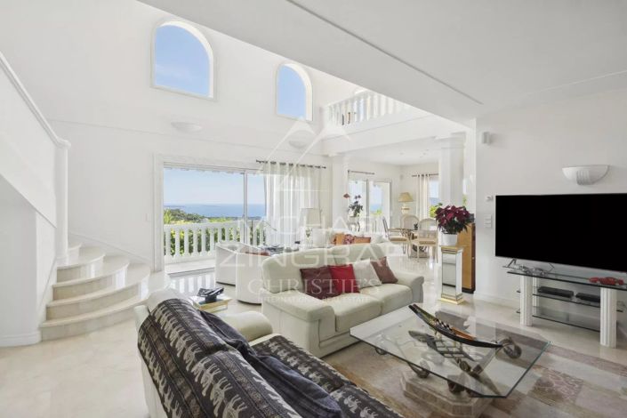 Image No.6-4 Bed House for sale