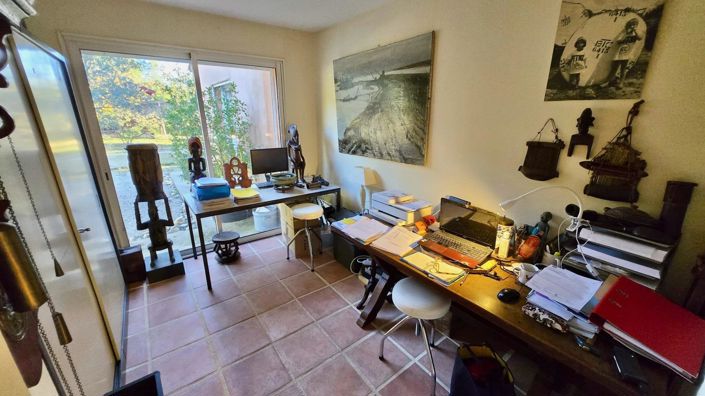 Image No.12-4 Bed House for sale