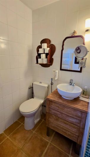 Image No.15-4 Bed House for sale