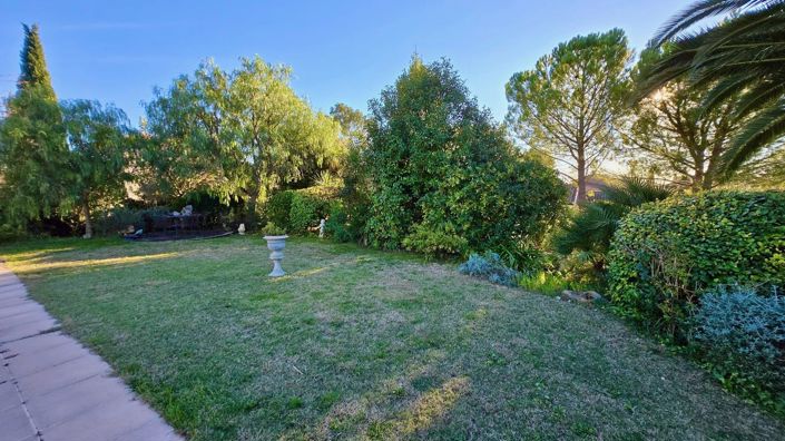 Image No.19-4 Bed House for sale