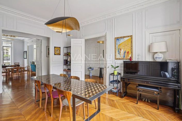 Image No.10-4 Bed Apartment for sale