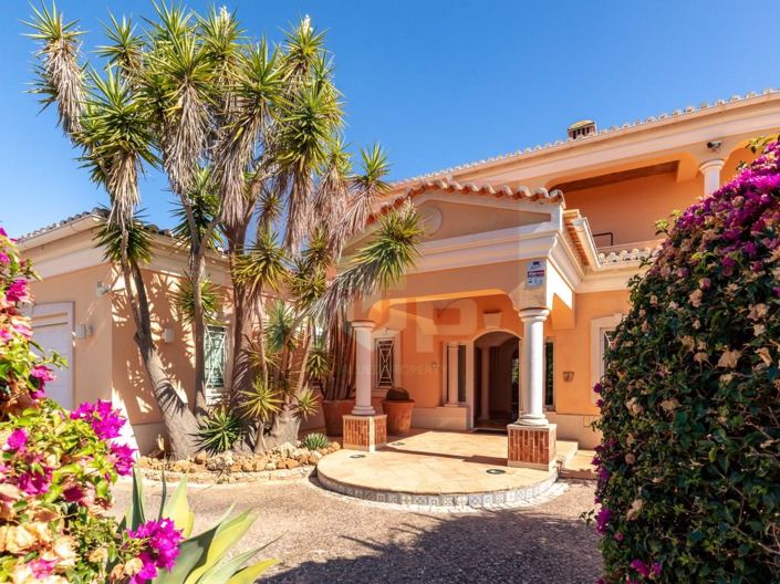 Image No.2-3 Bed House for sale