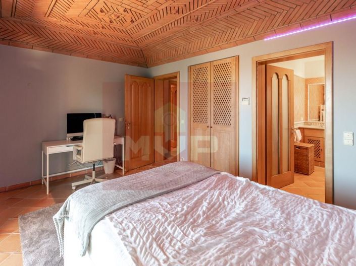 Image No.27-3 Bed House for sale