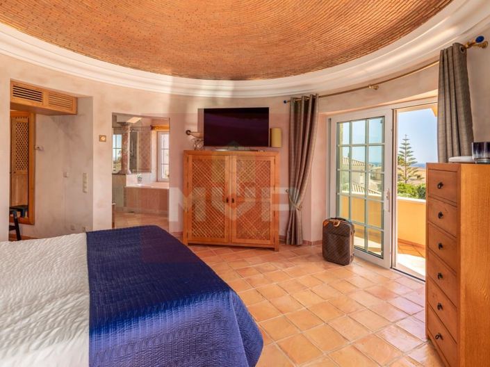 Image No.37-3 Bed House for sale