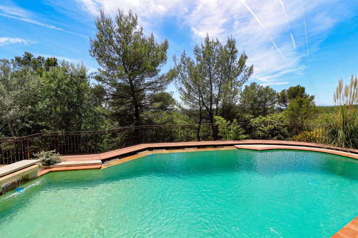 Image No.13-4 Bed House for sale