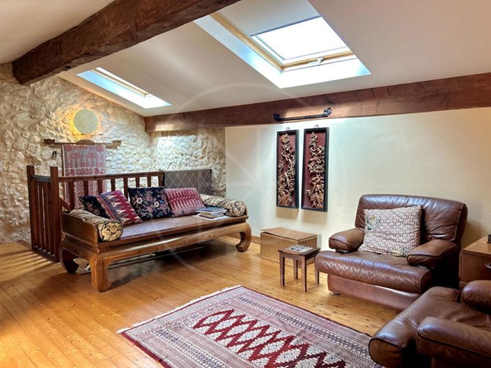 Image No.15-3 Bed House for sale