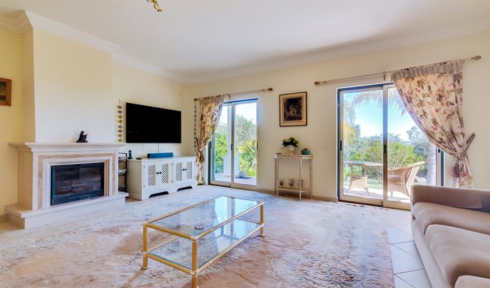 Image No.37-4 Bed House for sale