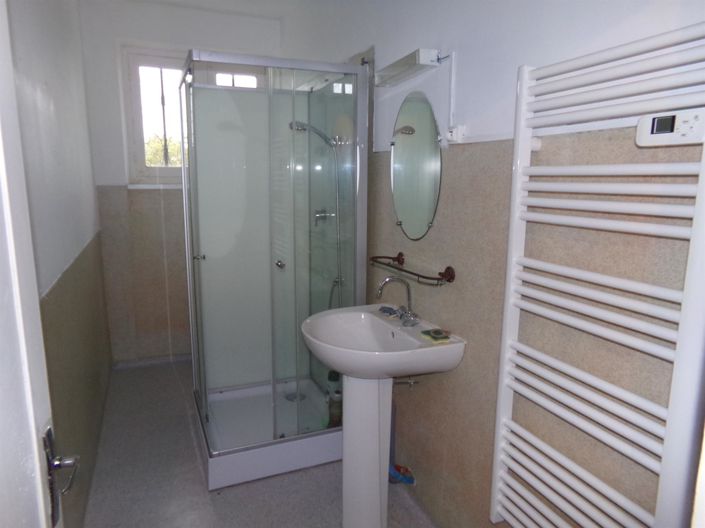 Image No.11-5 Bed House for sale