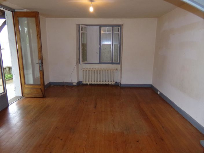 Image No.7-5 Bed House for sale