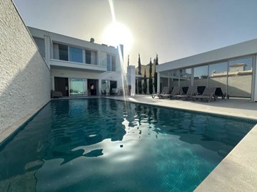 1 - Montenegro, House