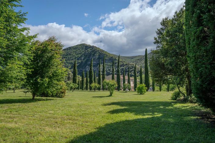 Image No.5-6 Bed House for sale