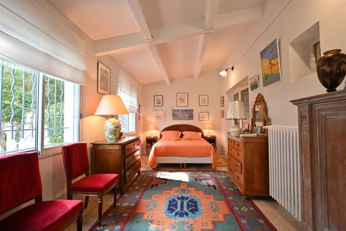 Image No.10-4 Bed House for sale