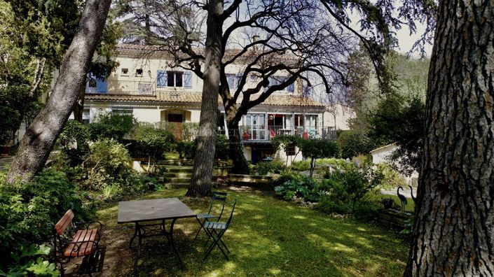 Image No.2-4 Bed House for sale