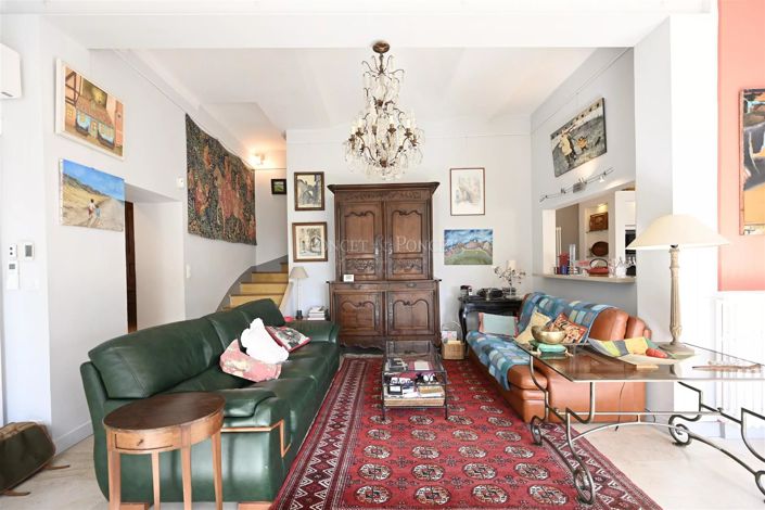 Image No.8-4 Bed House for sale