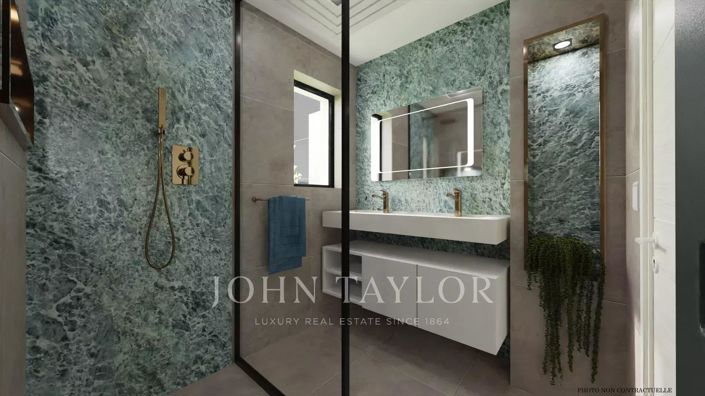 Image No.36-5 Bed House for sale