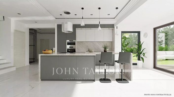 Image No.4-5 Bed House for sale