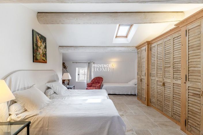 Image No.15-4 Bed House for sale