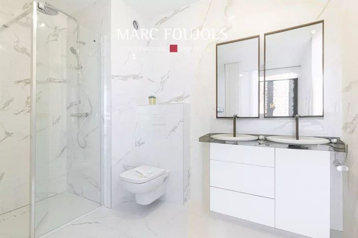 Image No.10-6 Bed Apartment for sale