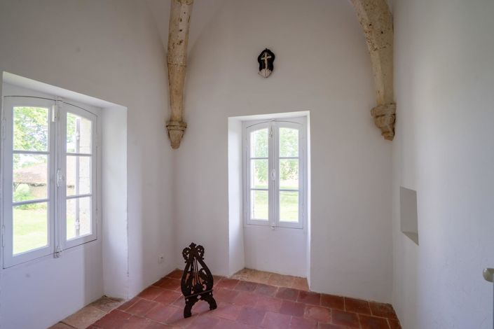 Image No.19-4 Bed House for sale