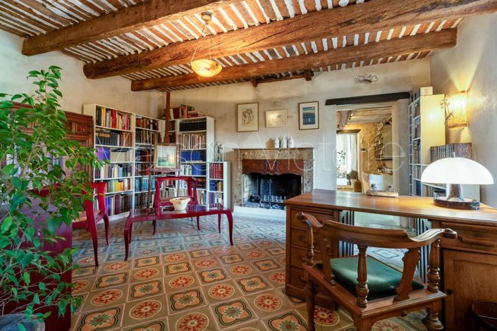 Image No.14-4 Bed House for sale