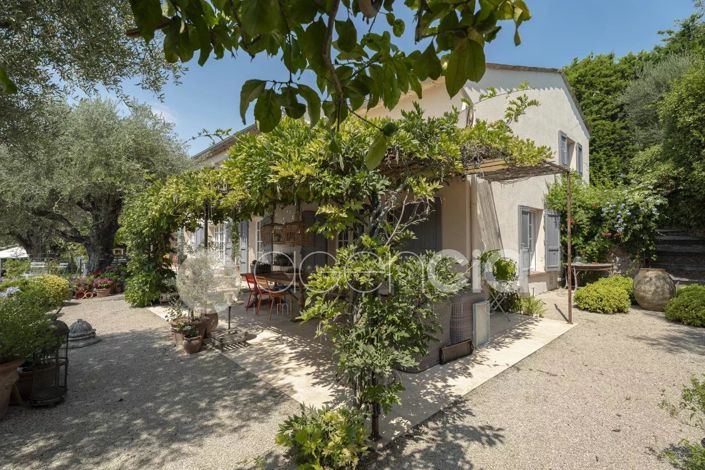 Image No.18-6 Bed House for sale